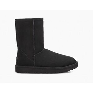 Ugg classic short black boots euc 9 m